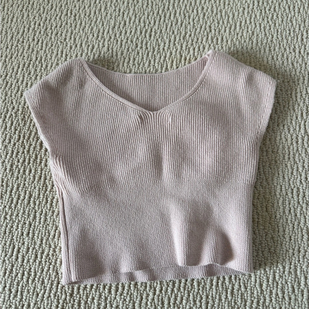 5 for $20 SALE! Ribbed V-Neck Cropped Tank Top - Light Mauve